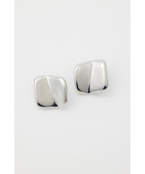 スクエアフォールドピアス