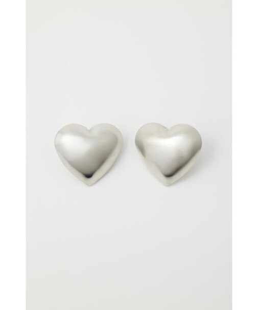 ハートモチーフビッグピアス