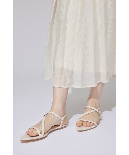 ポインテッドトゥローヒールサンダル