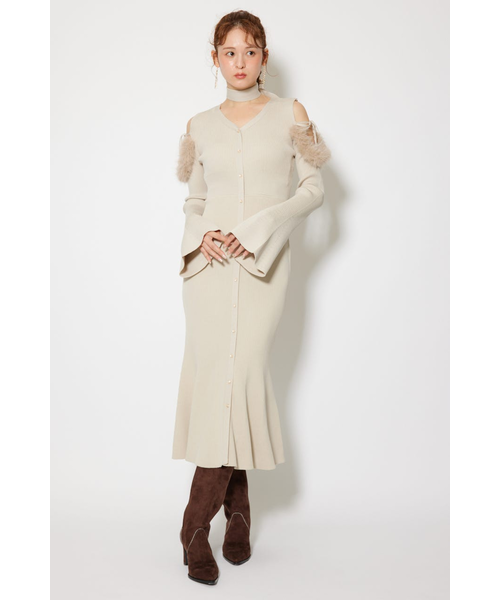 many wayショルダーフェイクファーニットワンピース｜リエンダの通販