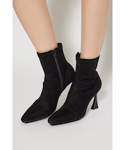 スリムトゥフィットショートブーツ