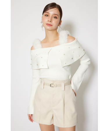 ショルダーフェイクファービジューニットトップス