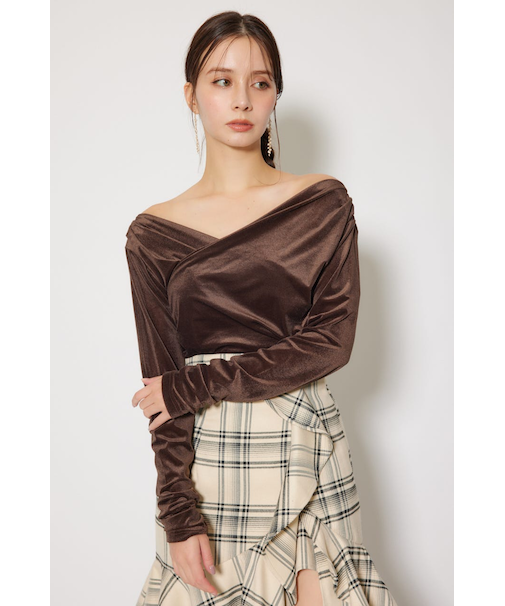 ソフティーカットオフショルトップス