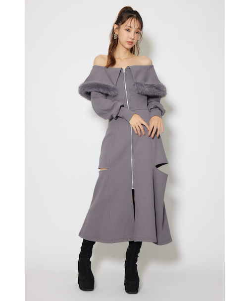 フェイクファー付きカッティング裏起毛ワンピース