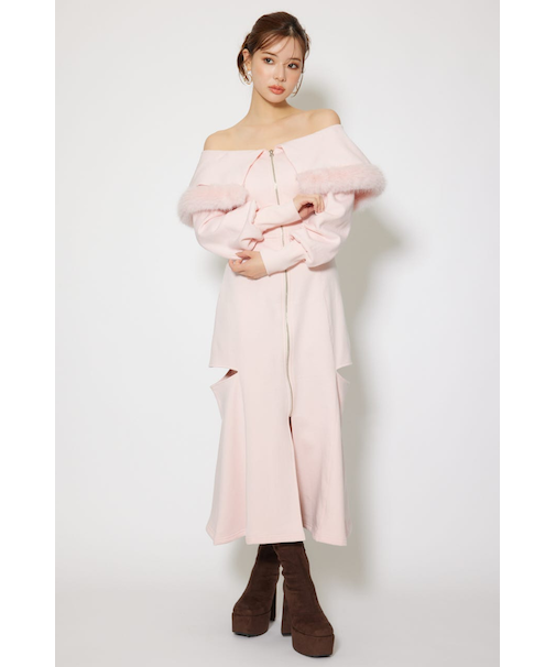 フェイクファー付きカッティング裏起毛ワンピース