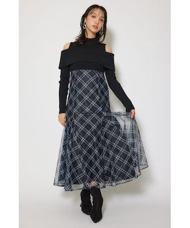 ドッキングオフショルニットフレアワンピース