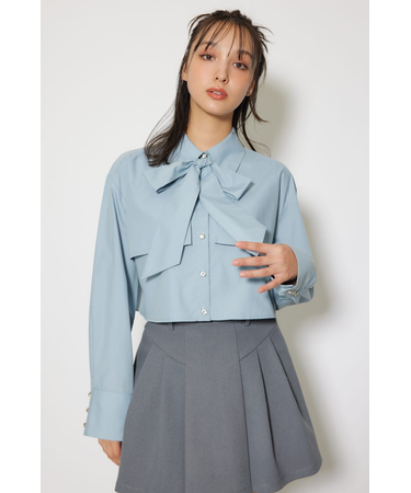 ビジューボタンボウタイシャツトップス