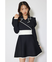 テーラードカラーミニフレアニットワンピース