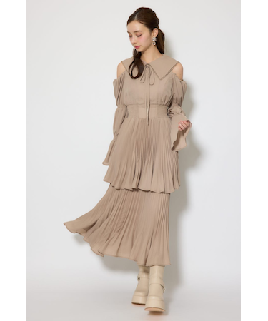 BIGカラープリーツフレアワンピース