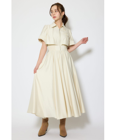 バストディティールフレアワンピース