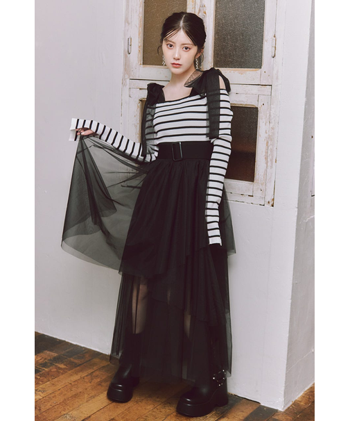 ショルダーリボンチュールニットワンピース