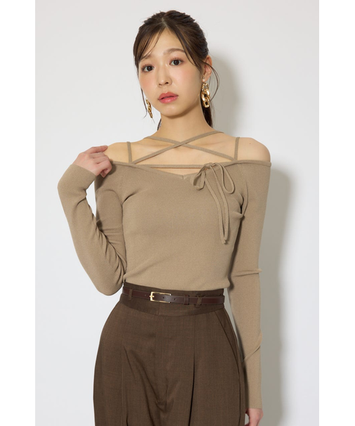 ストリングタイトニットトップス