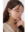 フェイクパールハンギングピアス