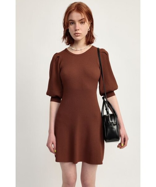 TUCK SLEEVE FLARE MINI ワンピース