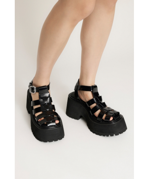 TANK HEEL CAGE サンダル