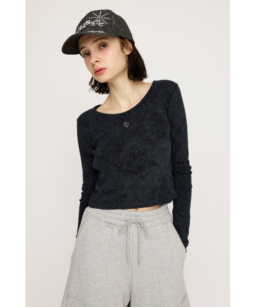 AGING COMPACT トップス