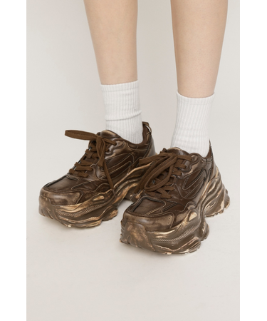 AGING CREATIVE SOLE SNEAKER