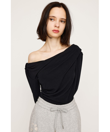OFF SHOULDER CUT トップス