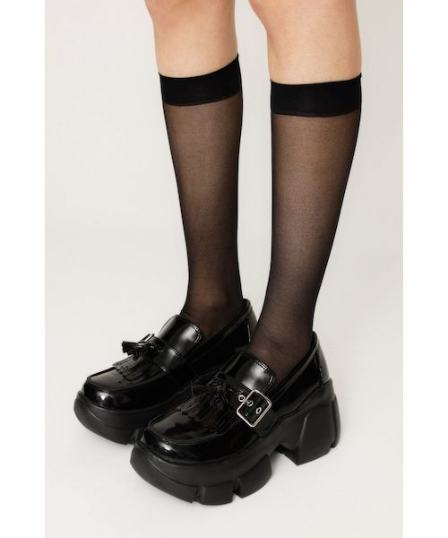 メタリックアクセント チャンキープラットフォームローファー