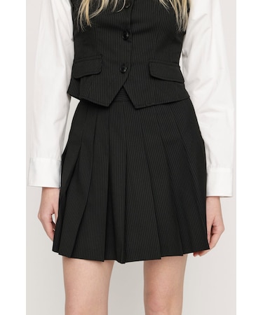 SIMPLY MINI PLEATS スコート