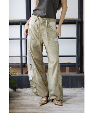 TEXTURED STRAIGHT パンツ