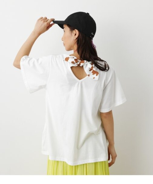 バックリボンTシャツ