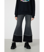 フレアデニムパンツ