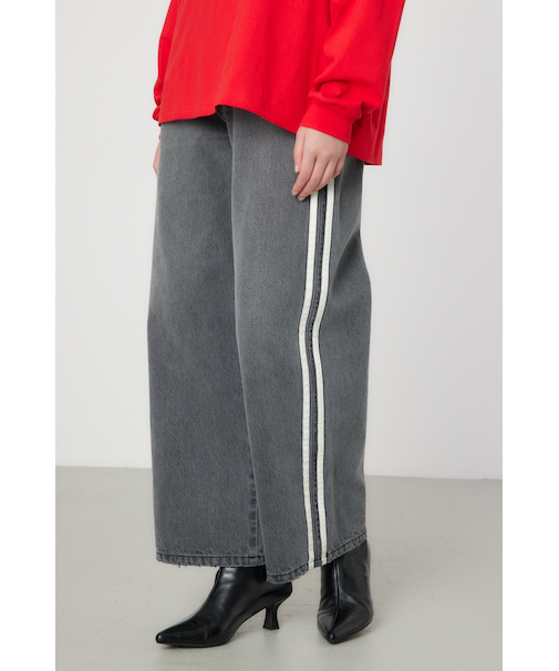 サイドラインルーズデニム