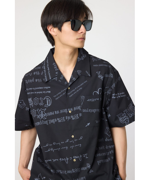 オールオーバーパターンシャツ