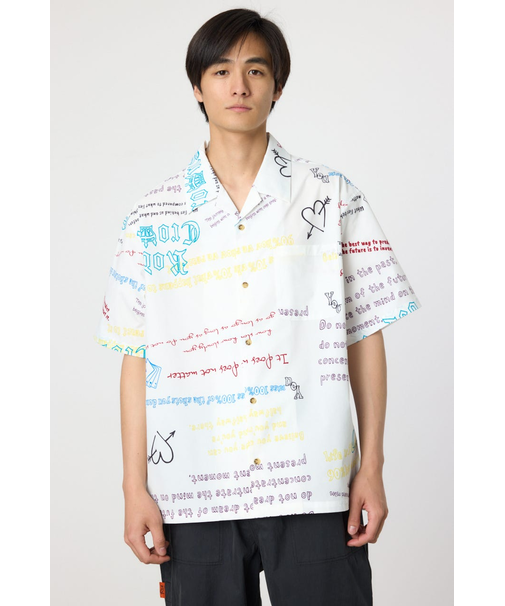 オールオーバーパターンシャツ