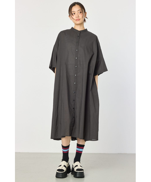 バンドカラールーズワンピース