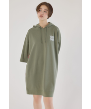 Right shoulder LOGOパーカーワンピース