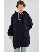 ロゴパーカーワンピース