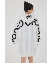 ロゴパーカーワンピース