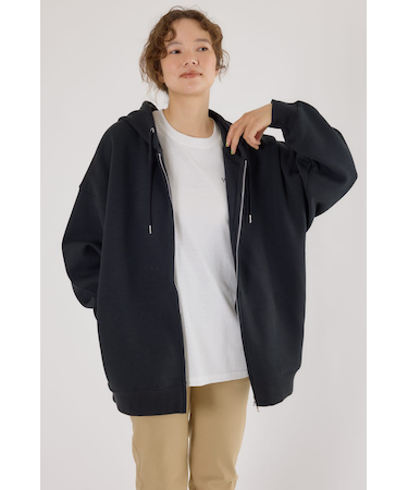 【UNISEX】エンボスBIG ZIPパーカー