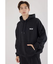 Blackletter フーディー