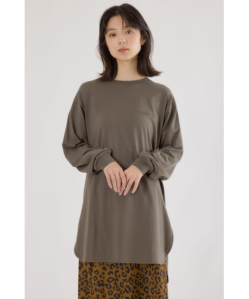 ラウンドヘムロングスリーブTシャツ