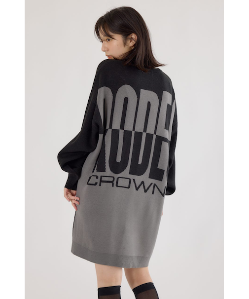 バックバイカラーロゴニットワンピース