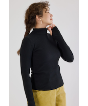 マルチボーダーニットトップス