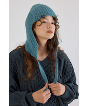 イヤーフラップニットキャップ