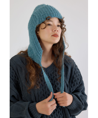 イヤーフラップニットキャップ