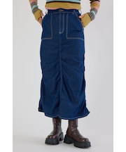 シャーリングマキシスカート