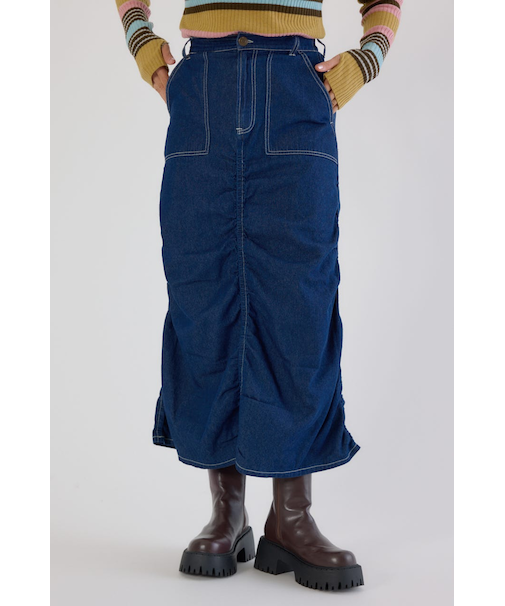 シャーリングマキシスカート