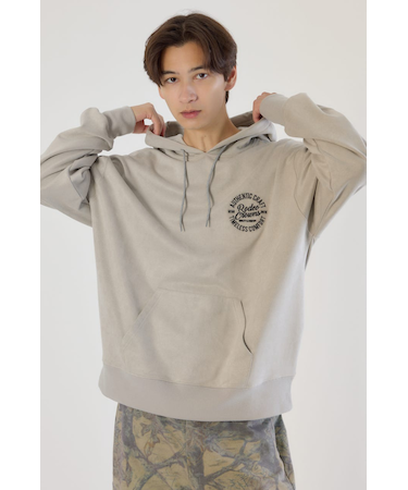 ブラッシュドバックボアフーディー