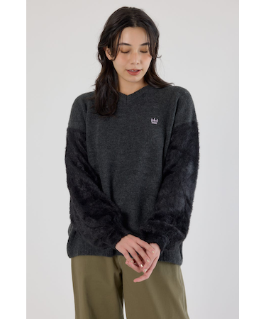 アームシャギーニットトップス