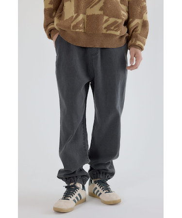 チルイージーデニムJOGパンツ