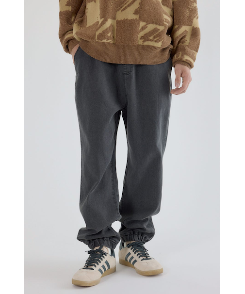 チルイージーデニムJOGパンツ