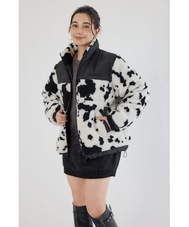 切り替えボアロゴジャケット