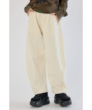 【UNISEX】SHARE バレルスウェットパンツ