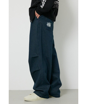 エンボスロゴデニムパンツ